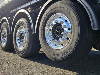 Schmitz Cargobull SCB*S3D  / TIPPER / LIFT AXLE / ALCOA